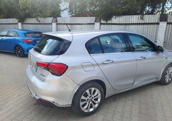 Fiat Tipo cena 19500 przebieg: 99821, rok produkcji 2017 z Tychy małe 232